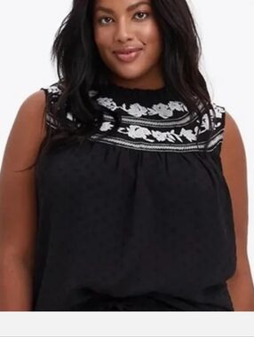 Torrid Black Sleeveless Embroidered Yoke Tank High Neck Sheer Sz 1 SO PRETTY!!!